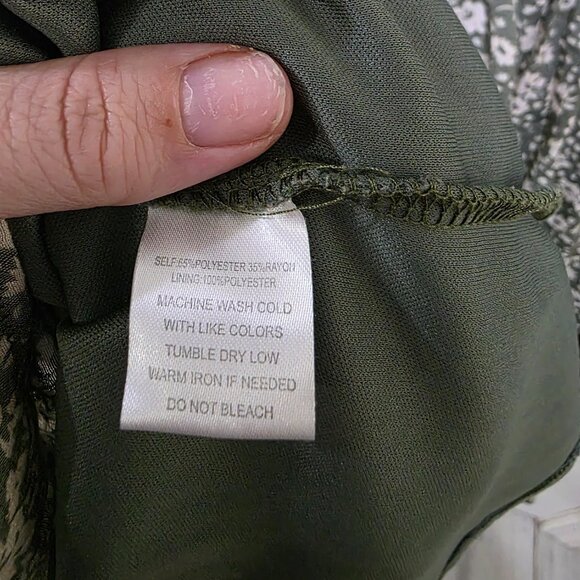 Indigo Rose Green Floral Print V-Neck Dress Midi Ruffle Cap Sleeve Elastic Waist - Picture 8 of 8